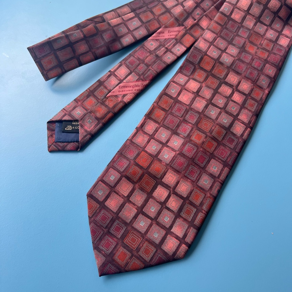 ERMENEGILDO ZEGNA 100% Silk Tie